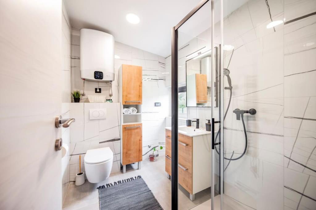 Kuca Za Odmor Toncas Villa Rovinj Exterior photo